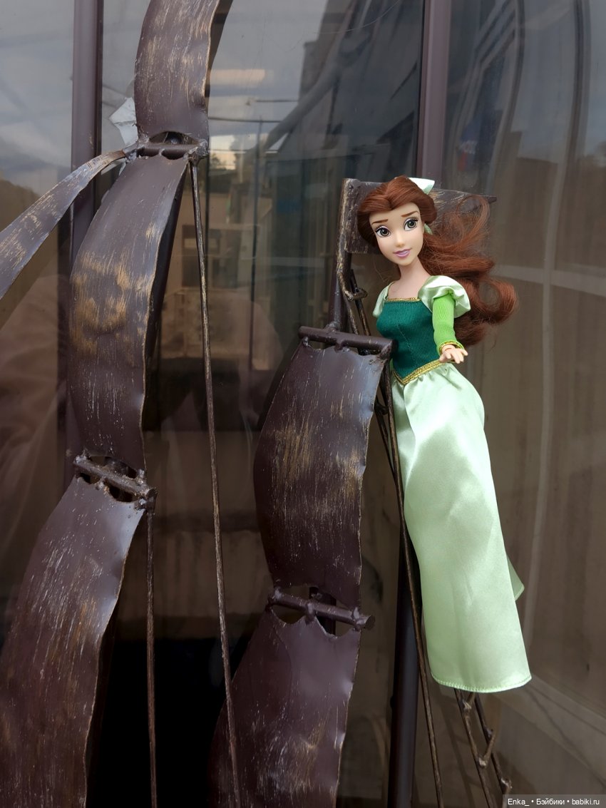 Белль в плавании — Куклы Disney Animators и Принцессы Диснея: Disney Store