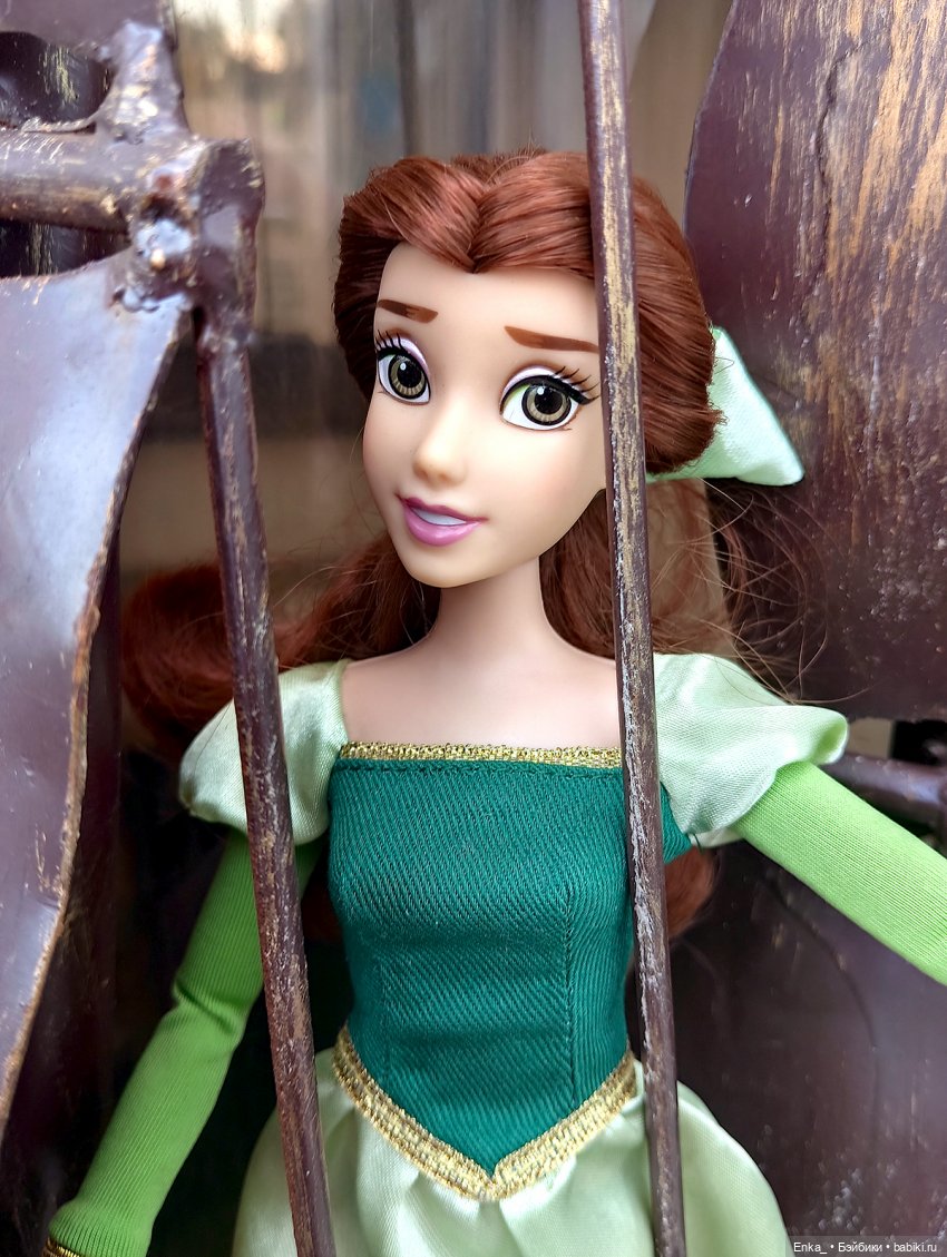 Белль в плавании — Куклы Disney Animators и Принцессы Диснея: Disney Store