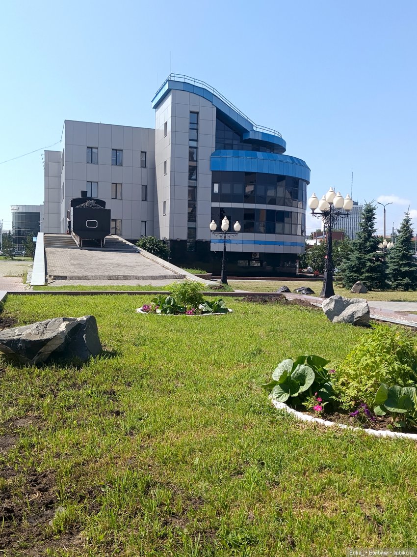 Алиса на привокзальной площади 🚉 | Бэйбики Алиса на привокзальной площади 🚉
