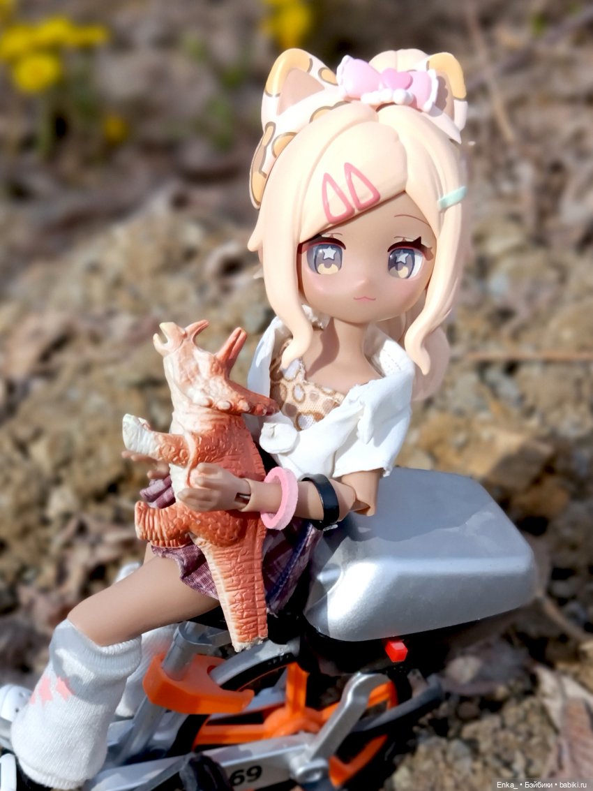 Прогулка с Мэри-Клэр — Куклы Simontoys и Come4Free (Blind Box): Teennar