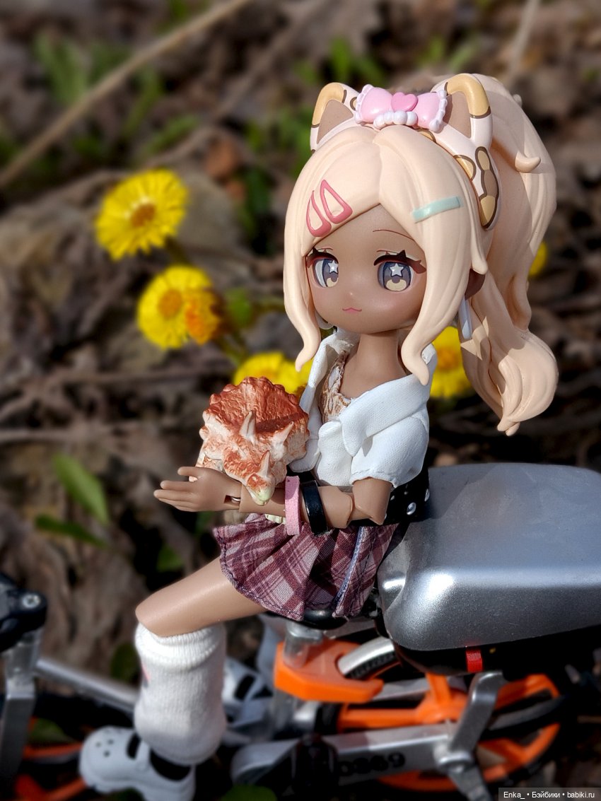 Прогулка с Мэри-Клэр — Куклы Simontoys и Come4Free (Blind Box): Teennar