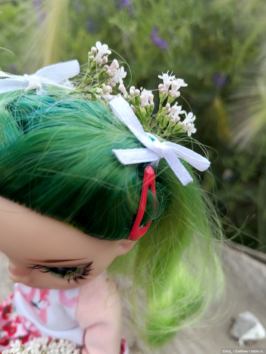 Нежданчик на полке - встречаем Джейд