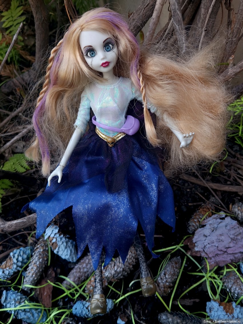 Прогулки с Неспящей красавицей зомби (фото 6)