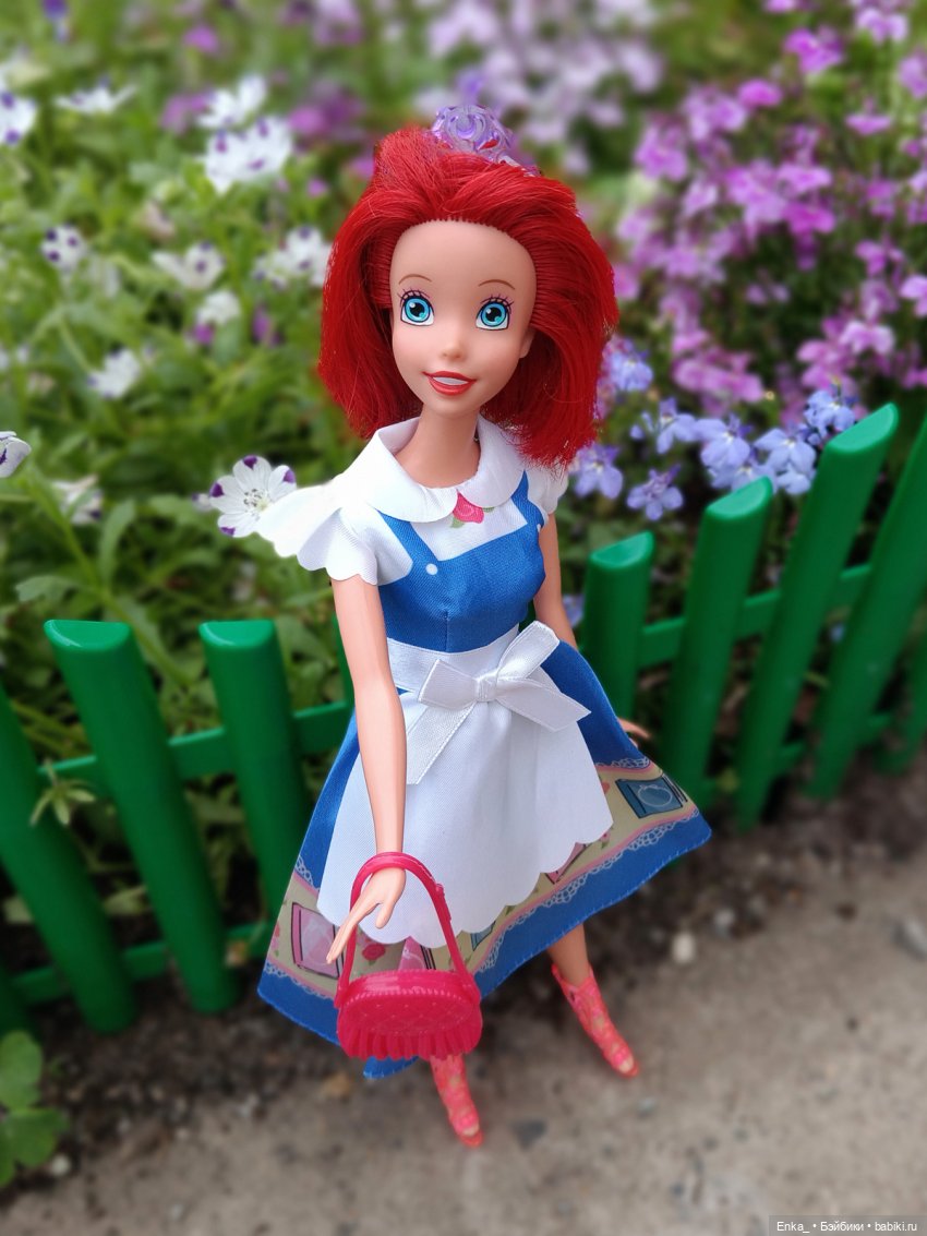 Ариэль в саду — Куклы Disney Animators и Принцессы Диснея: Disney Store (фото 2)