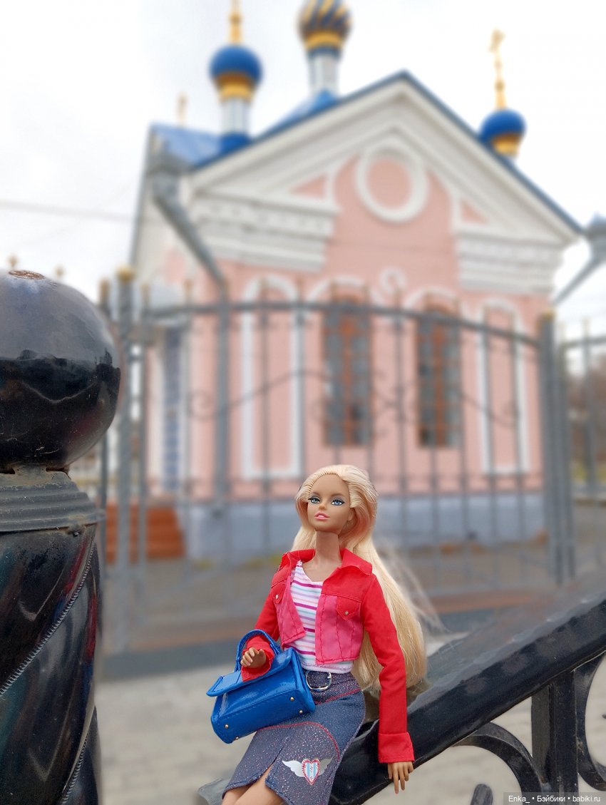 Дэйл у часовни Александра Невского (фото 4)