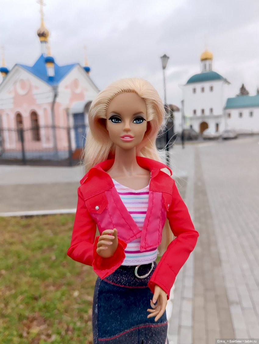 Дэйл у часовни Александра Невского