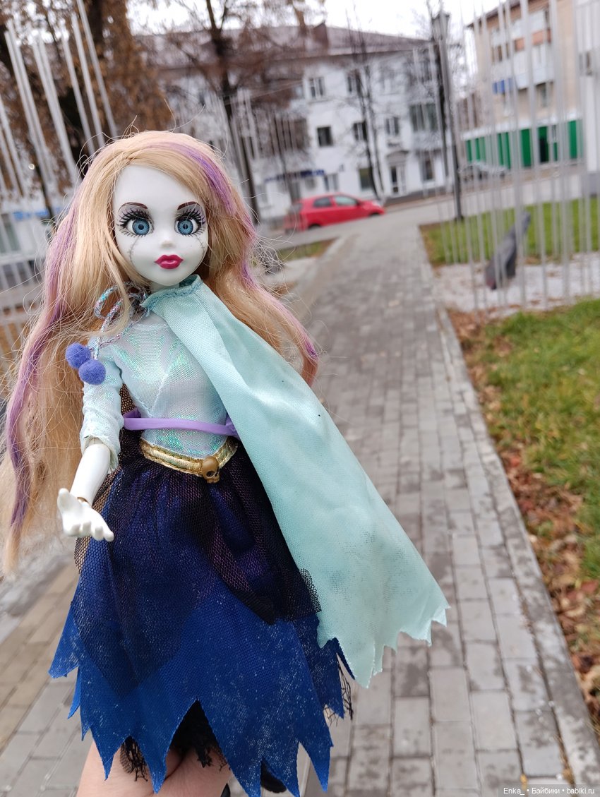 Аврора у арт-объекта Александру Попову (фото 4)