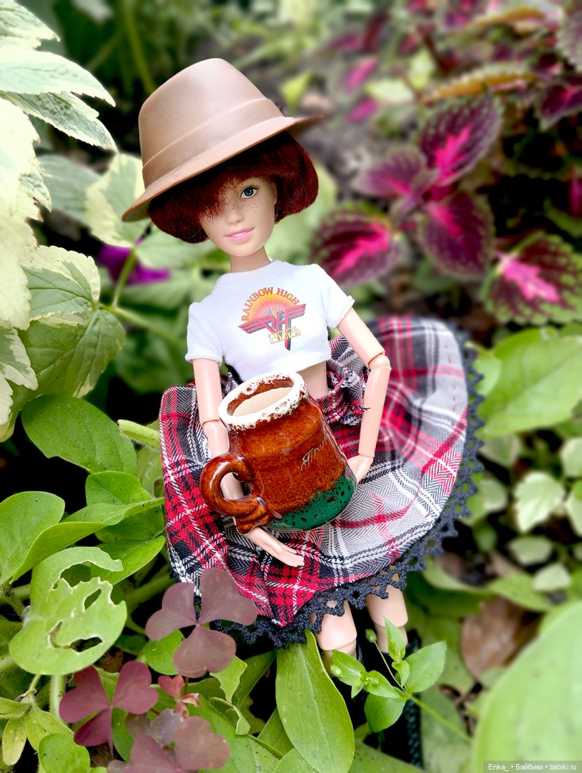 Летние прогулки с Велмой — Куклы Barbie (Барби): Looks (фото 5)