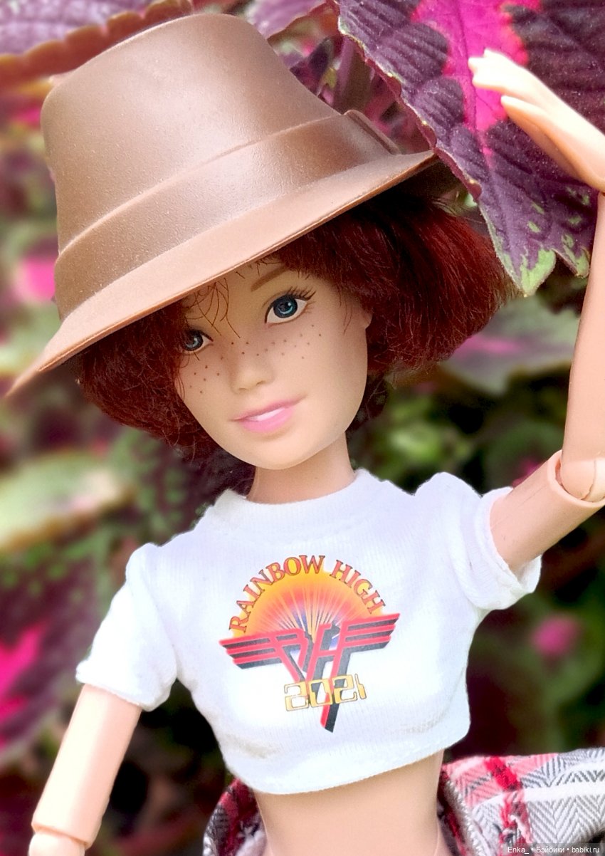 Летние прогулки с Велмой — Куклы Barbie (Барби): Looks (фото 10)