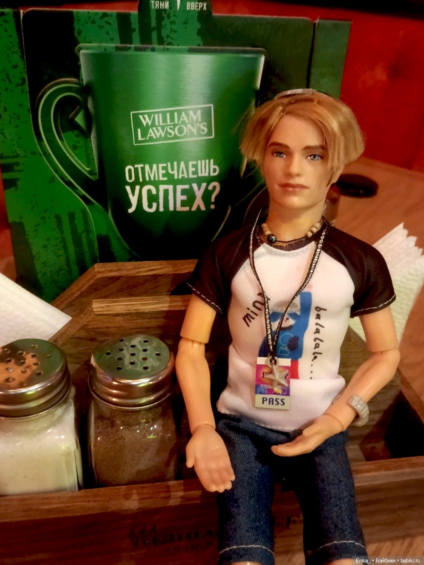 Новенький: Blaine из Dance Party