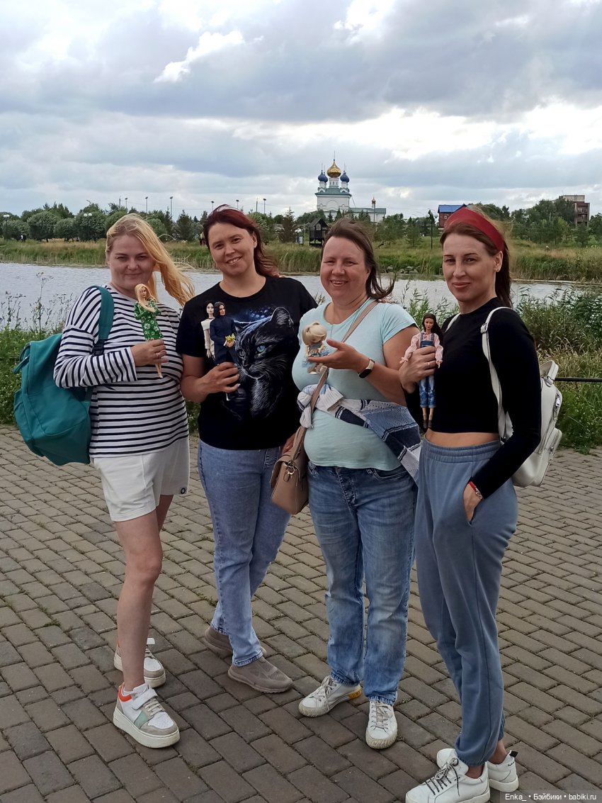 Как я выиграла желтую парку от Shop dolls (фото 2)