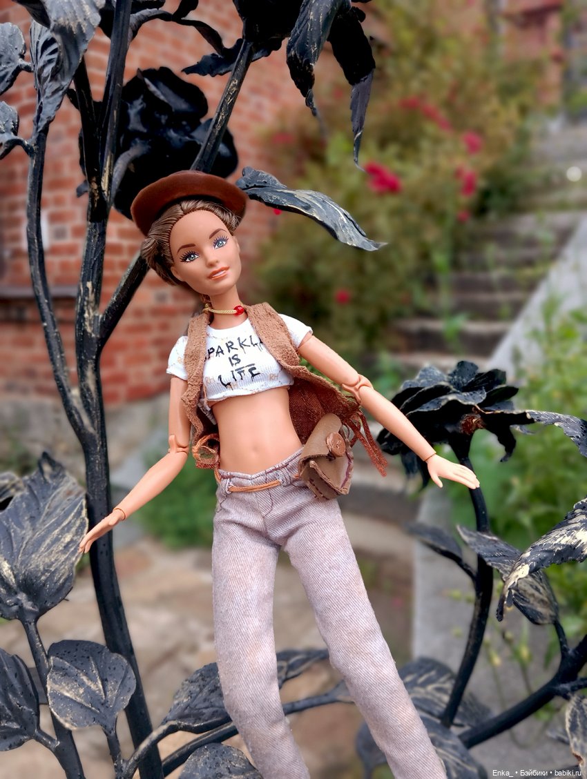 Аннет у Косого дома в Екатеринбурге | Бэйбики Аннет у Косого дома в Екатеринбурге