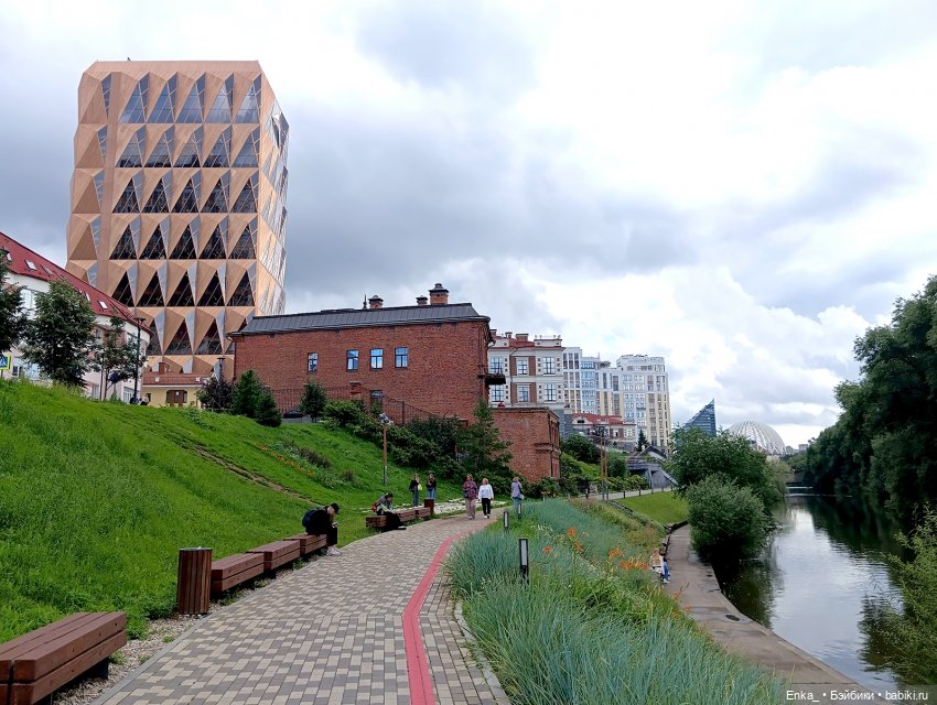 Аннет у Косого дома в Екатеринбурге | Бэйбики Аннет у Косого дома в Екатеринбурге