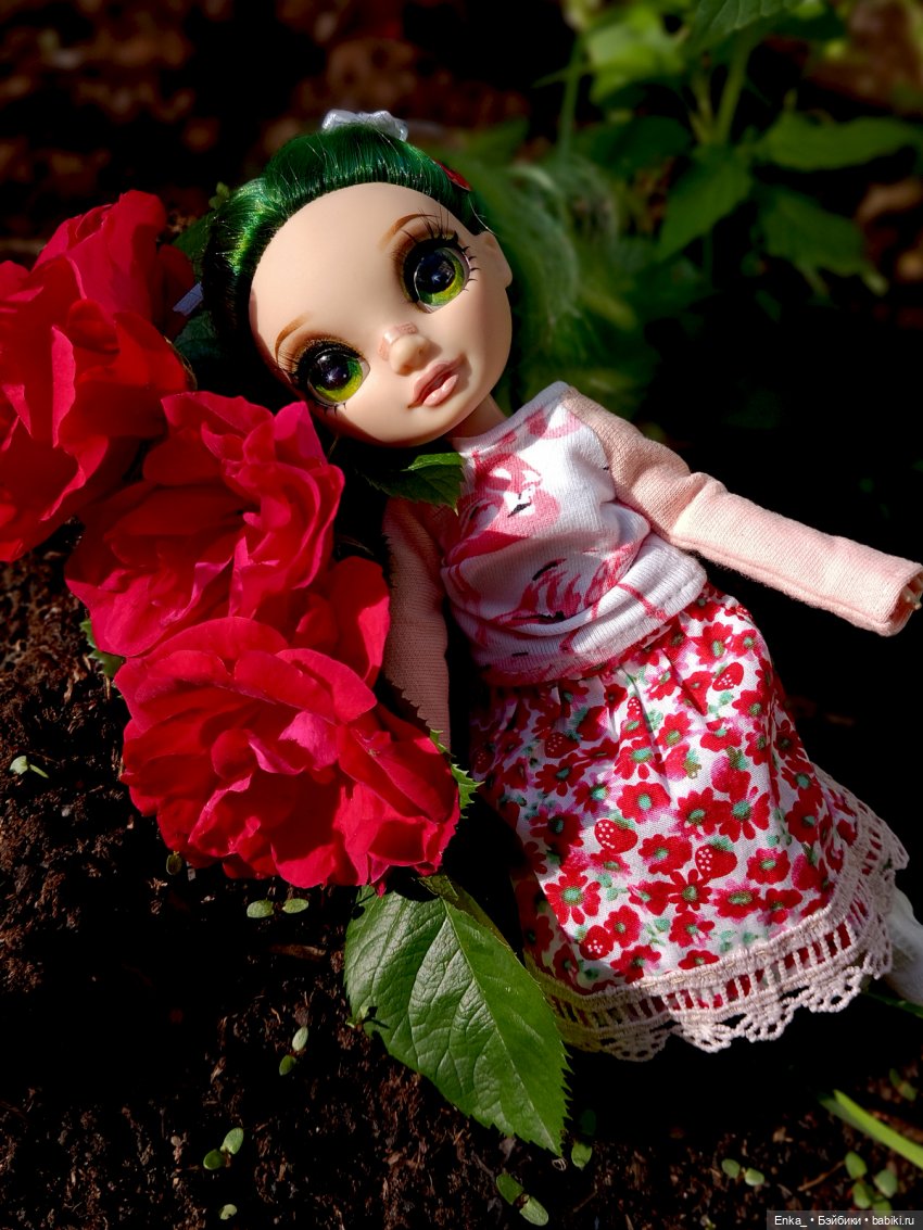 Джейд в гостях у аистов — Куклы Rainbow High (Рейнбоу Хай