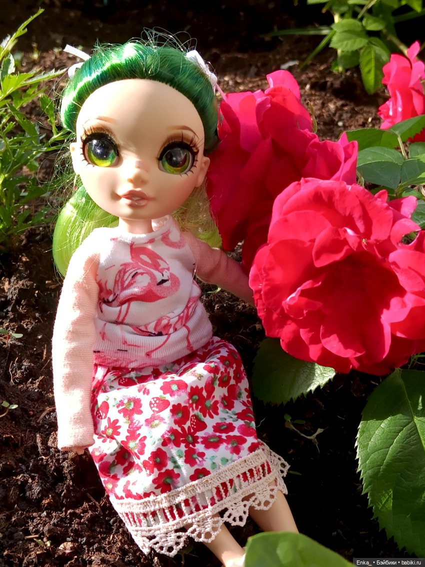 Джейд в гостях у аистов — Куклы Rainbow High (Рейнбоу Хай