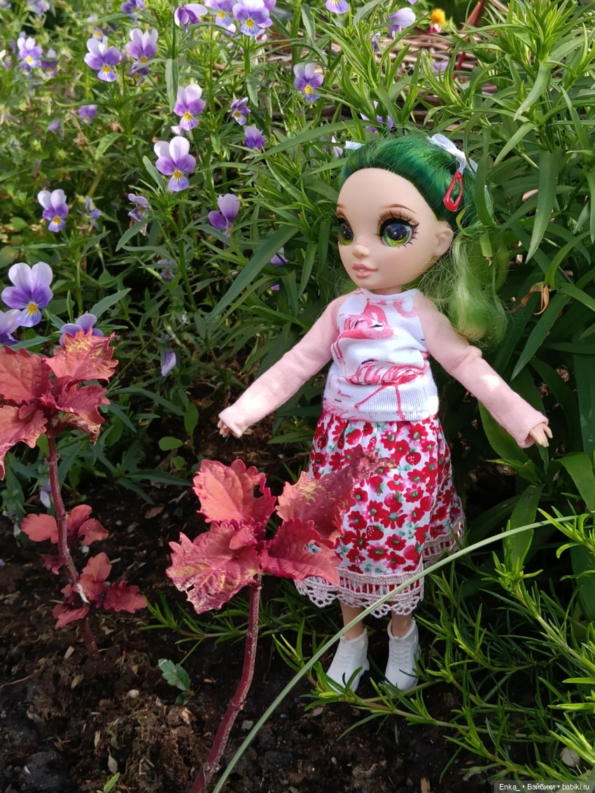 Джейд в гостях у аистов — Куклы Rainbow High (Рейнбоу Хай (фото 2)