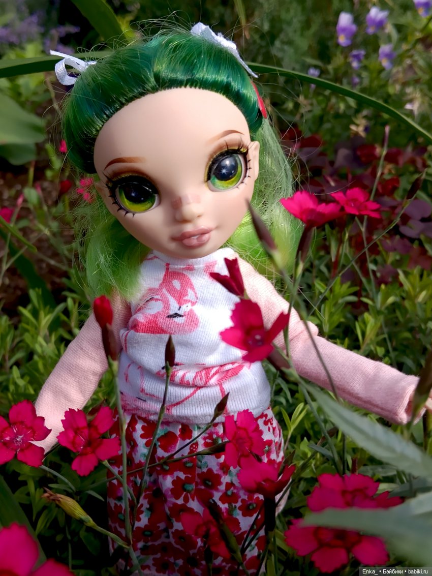 Джейд в гостях у аистов — Куклы Rainbow High (Рейнбоу Хай