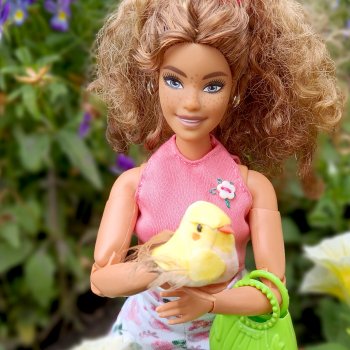 Даша: отпускаем птичку