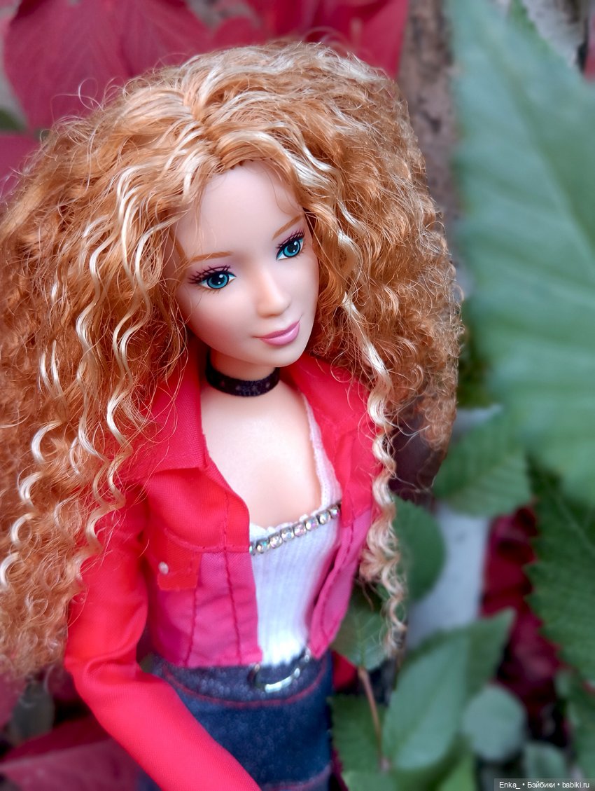 Mystery Squad («Таинственный отряд») Barbie в действии