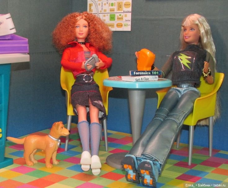 Mystery Squad («Таинственный отряд») Barbie в действии