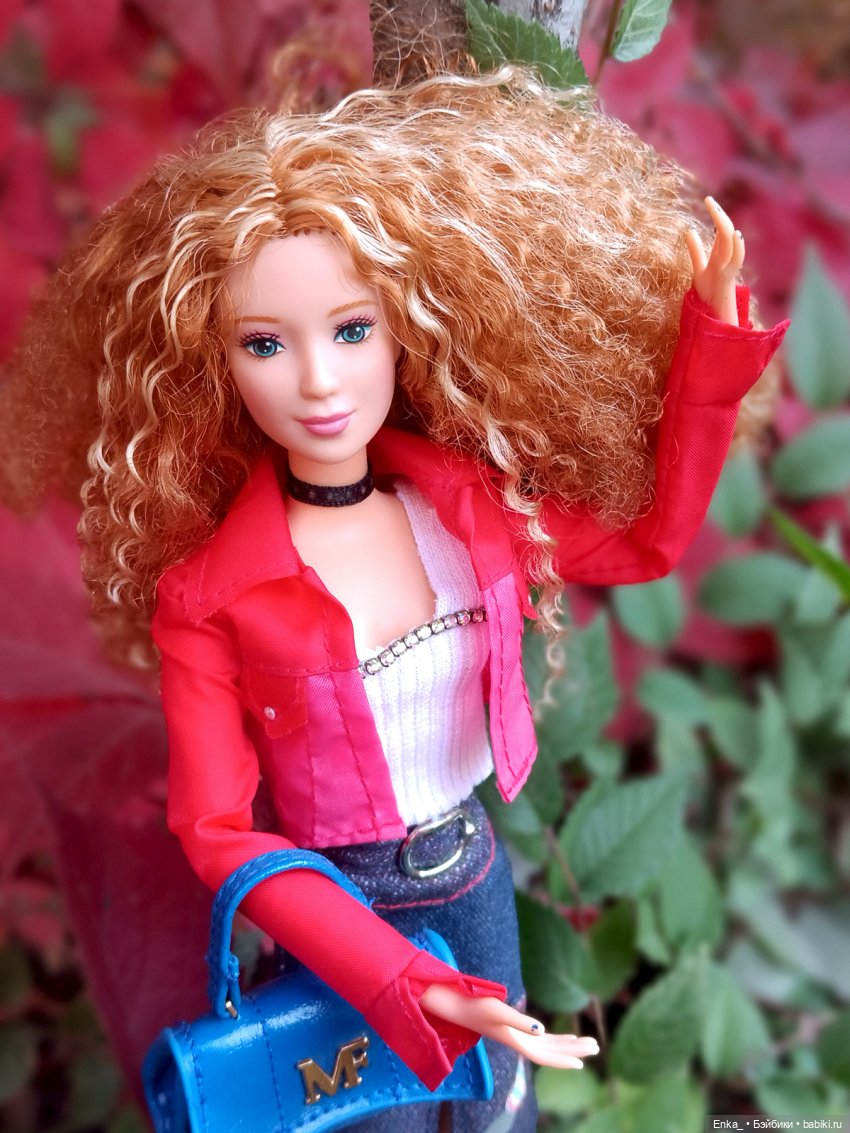 Mystery Squad («Таинственный отряд») Barbie в действии