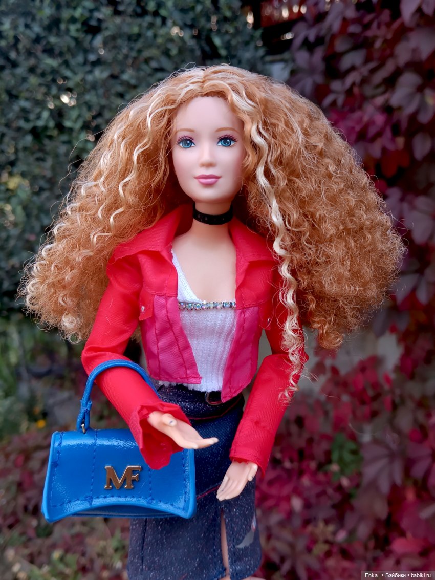 Mystery Squad («Таинственный отряд») Barbie в действии