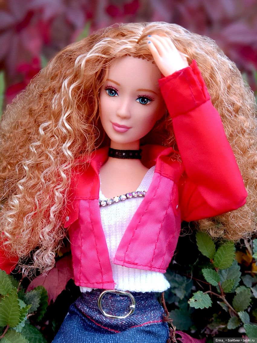 Mystery Squad («Таинственный отряд») Barbie в действии