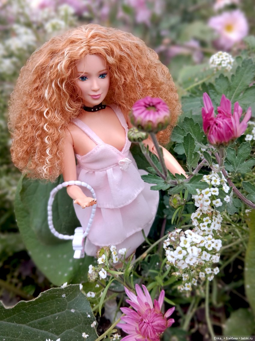 Вероника Kenzie: неожиданное сходство с кем (фото 9)