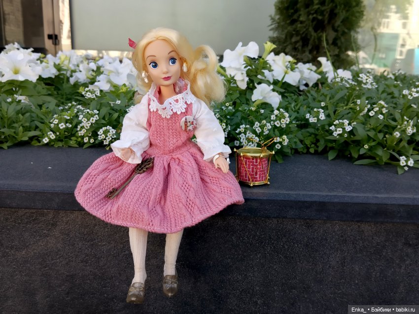 Алиса в каскадных садах Зазеркалья