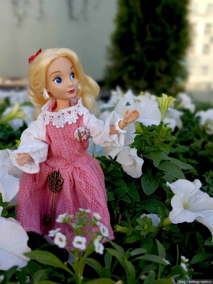 Алиса в каскадных садах Зазеркалья