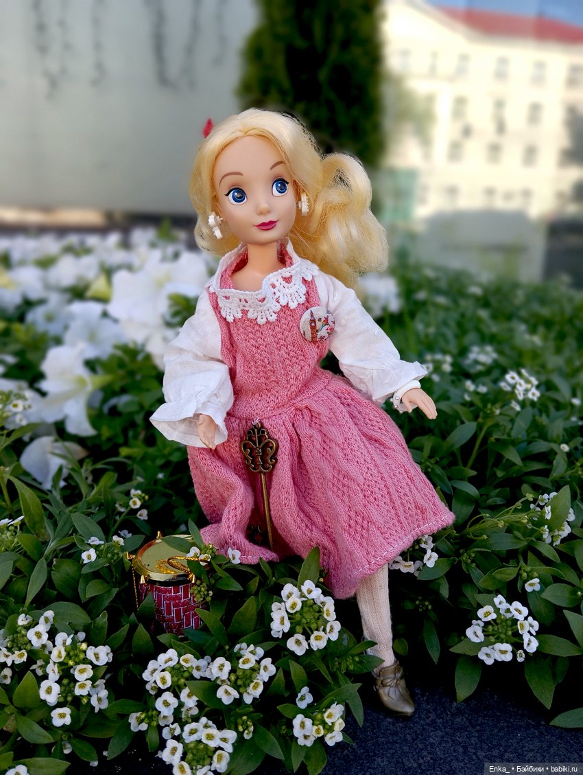 Алиса в каскадных садах Зазеркалья