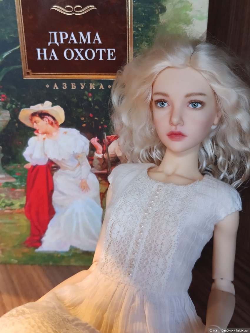 Что увидела Зая на книжной полке (фото 8)