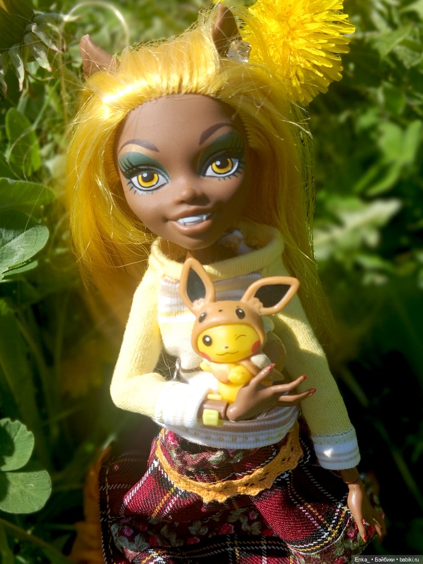 Клодия в одуванчиках — Куклы Monster High (Монстер Хай)