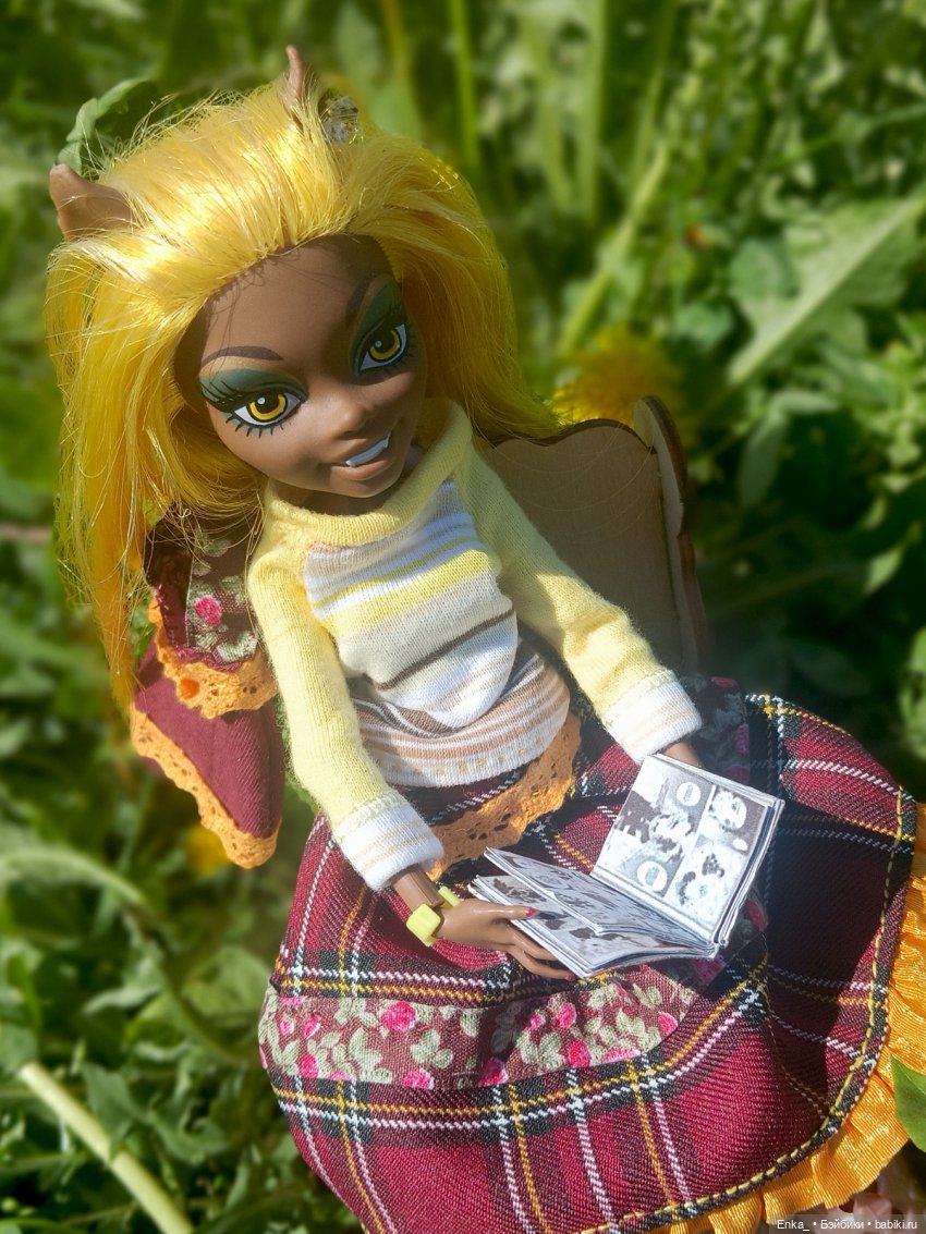 Клодия в одуванчиках — Куклы Monster High (Монстер Хай) (фото 9)