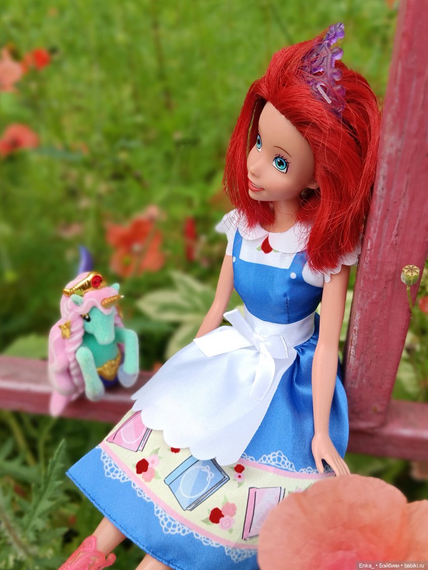 Ариэль на цветущем лугу — Куклы Disney Animators и Принцессы Диснея: Disney Store (фото 8)