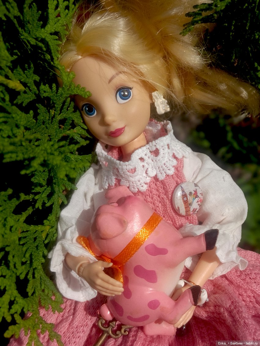 Алиса на Алом поле — Куклы Disney Animators и Принцессы Диснея: Disney Store
