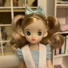 Яркая блондинка Redberry