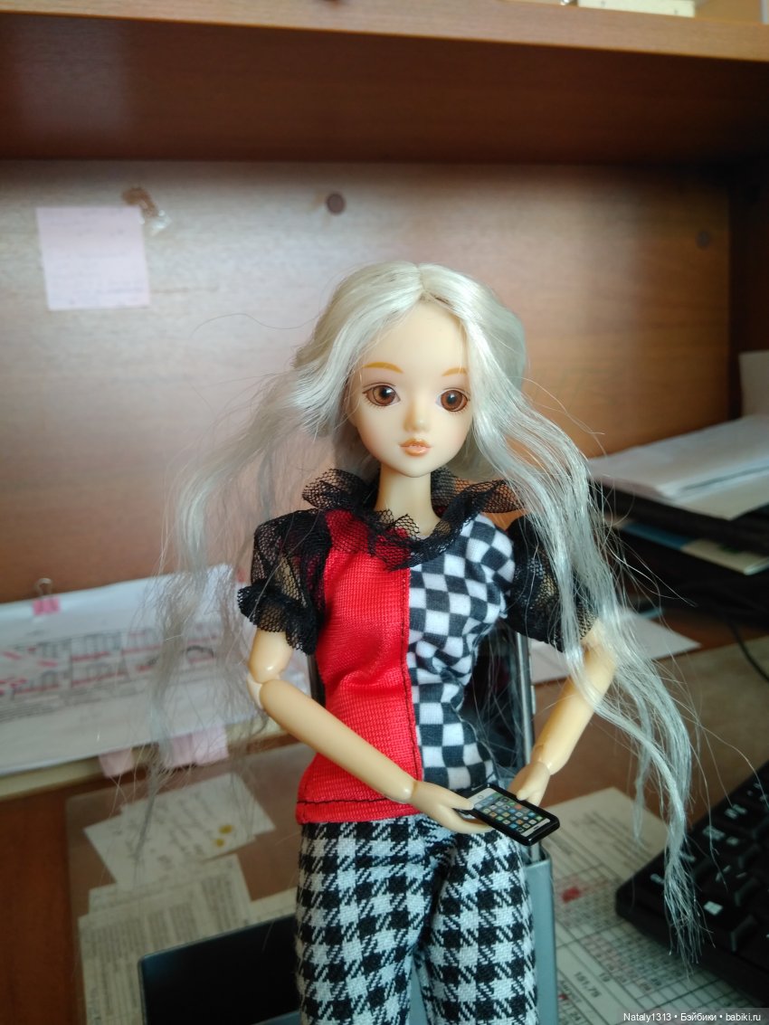 J-Doll'ка на работе — Куклы J