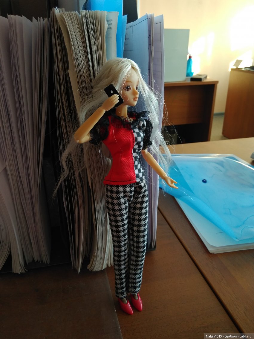 J-Doll'ка на работе — Куклы J