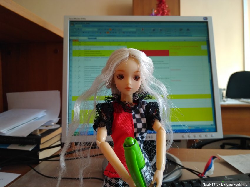 J-Doll'ка на работе — Куклы J