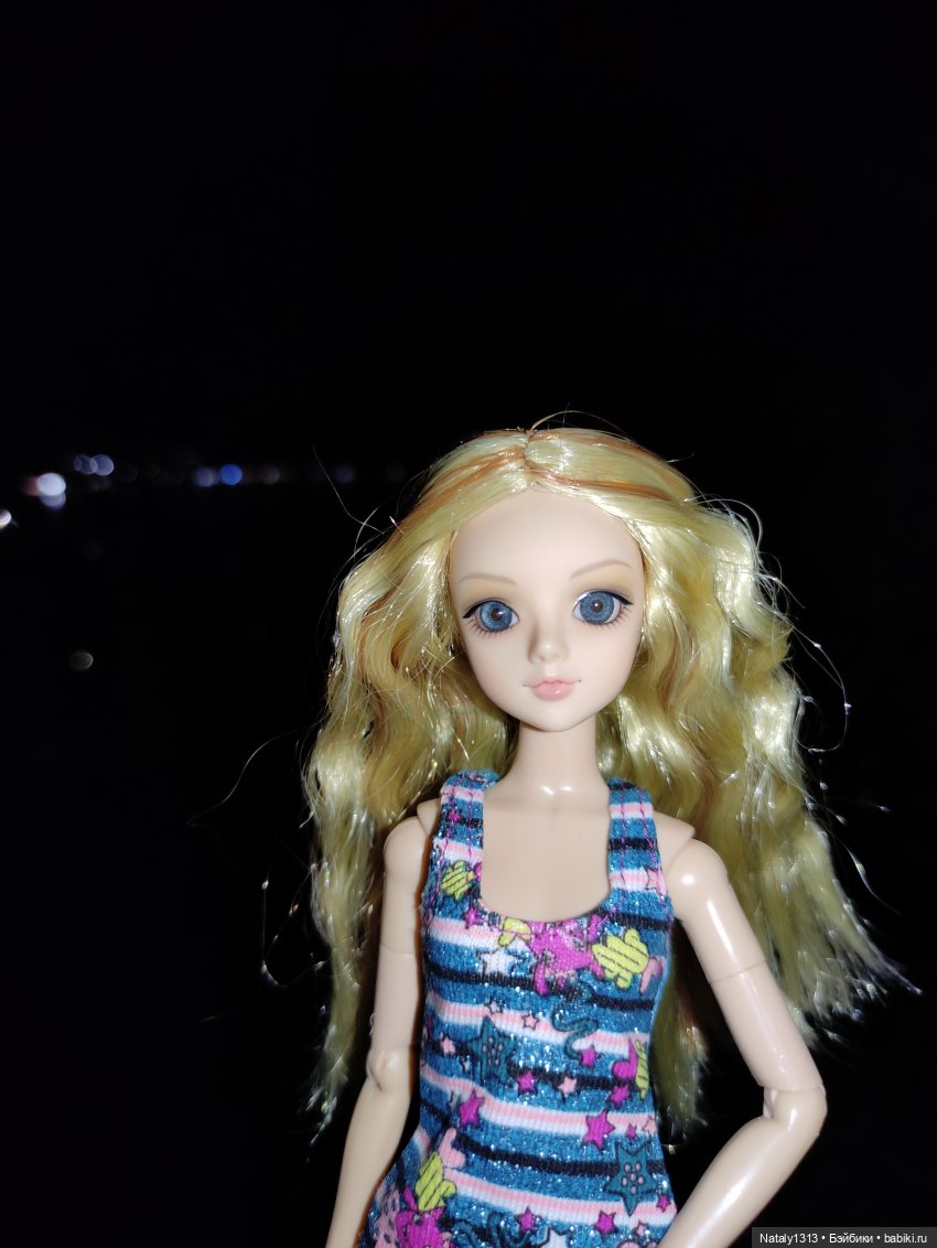 J-Doll и Крым (2021) — Куклы J