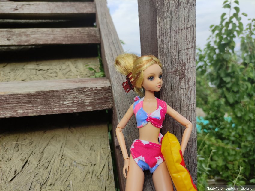 J-Doll и Крым (2021) — Куклы J