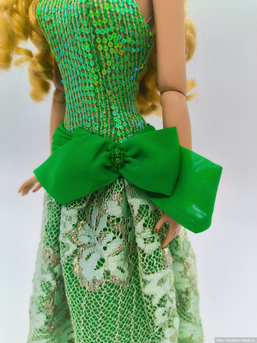 Stella Rose (Raven, Blonde) от Robert Tonner