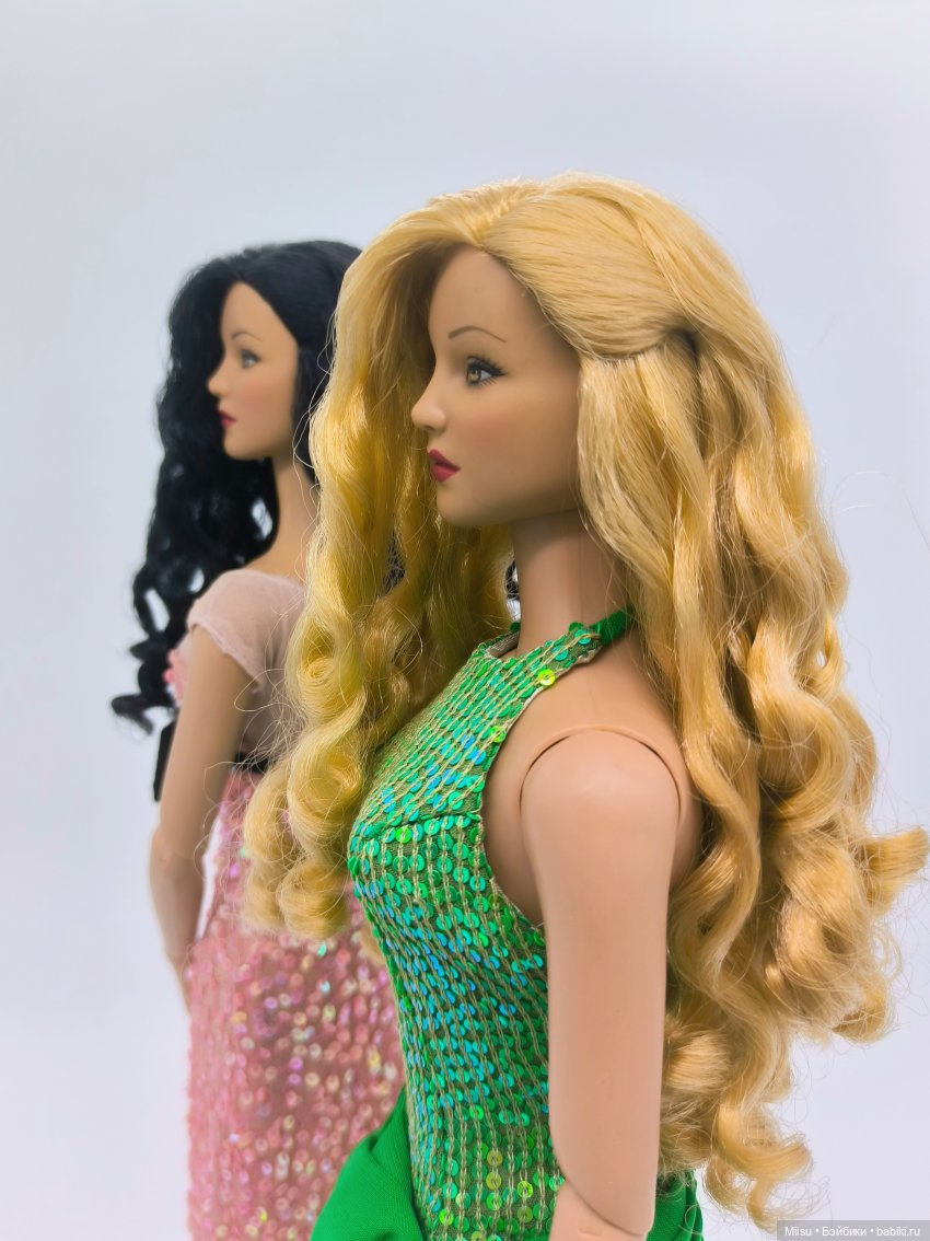 Stella Rose (Raven, Blonde) от Robert Tonner