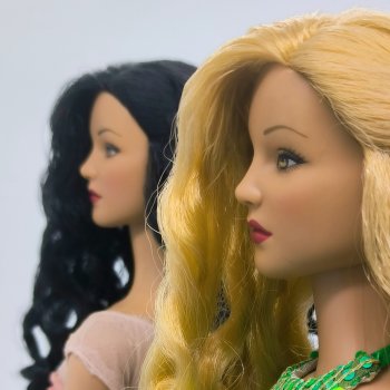 Stella Rose (Raven, Blonde) от Robert Tonner