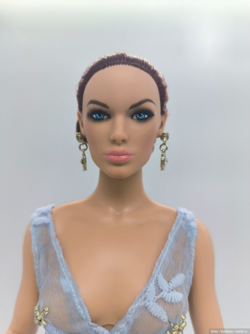 Olivia Chase as Moiré Star Gaze от Robert Tonner