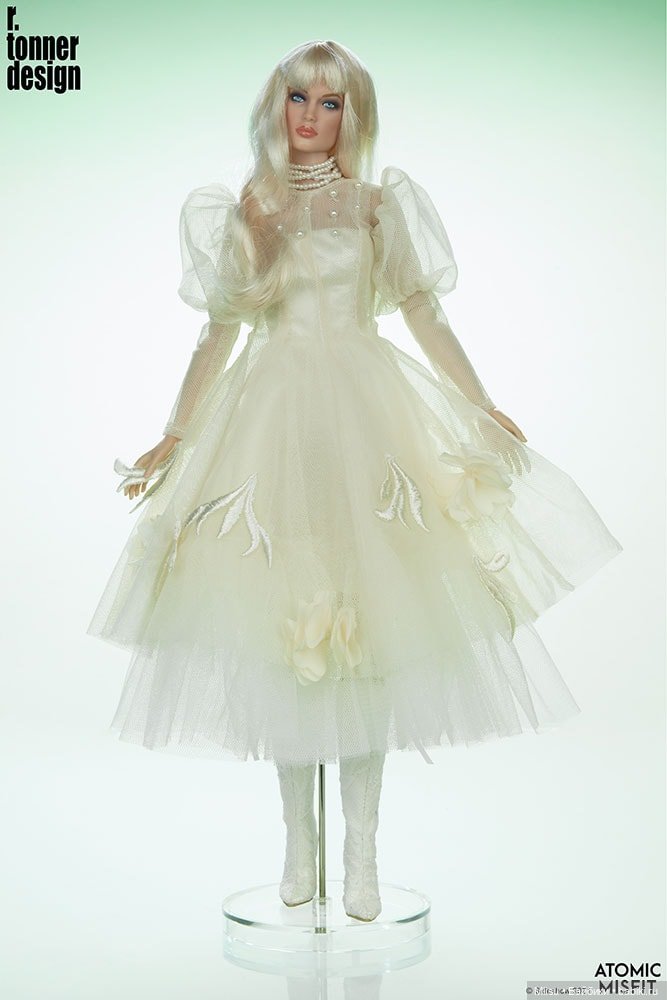 Olivia Chase as Moiré Star Gaze от Robert Tonner (фото 3)