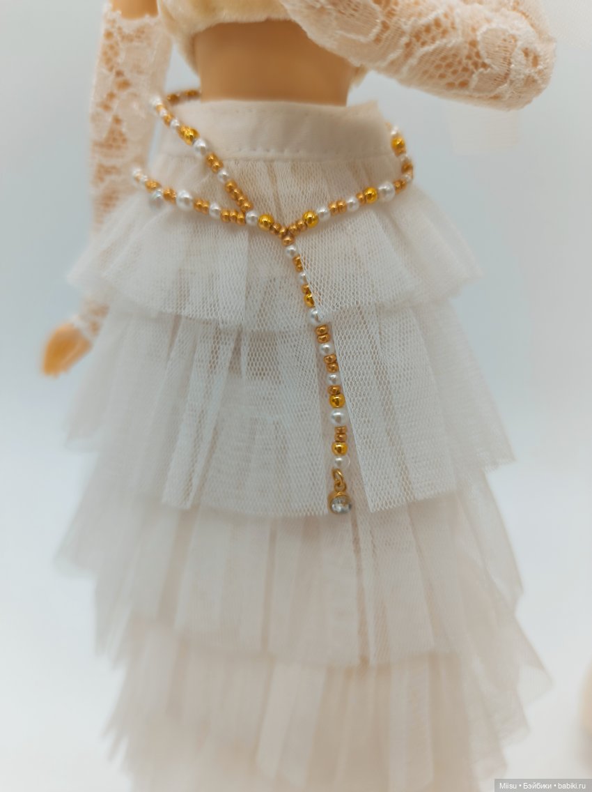 2 эпохи — 2 невесты, или Momoko Dramatic Bride и WUDSp Azone006 в аутфите CCS 24AN