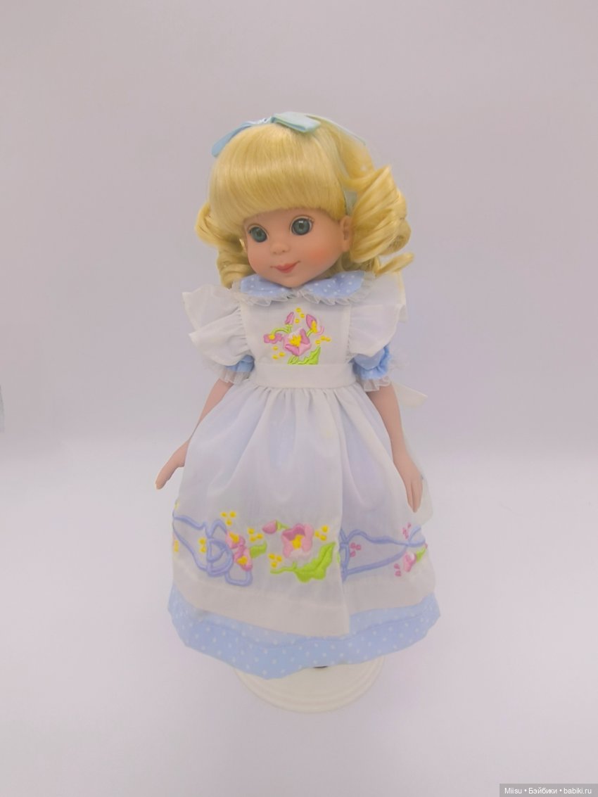 Barbara McCall in Wonderland от Robert Tonner (фото 2)