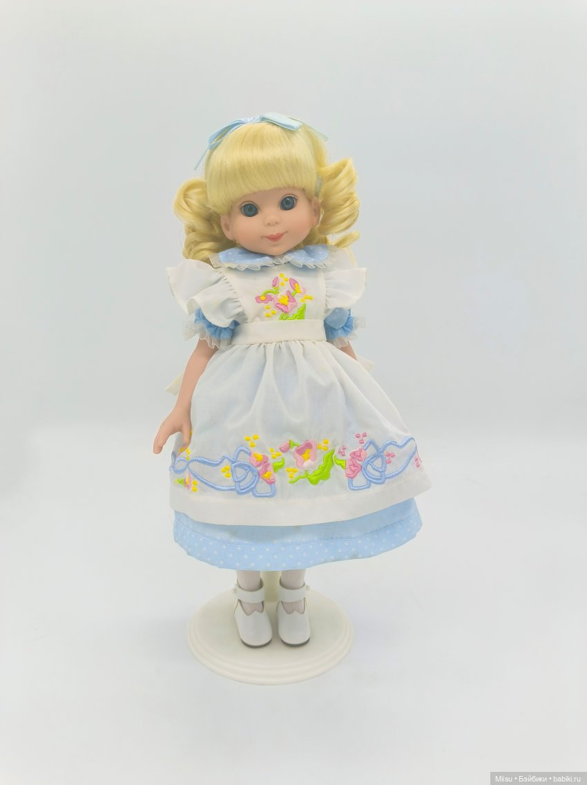 Barbara McCall in Wonderland от Robert Tonner